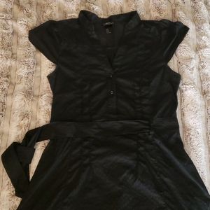 Retro style pleated top cap sleeve dress